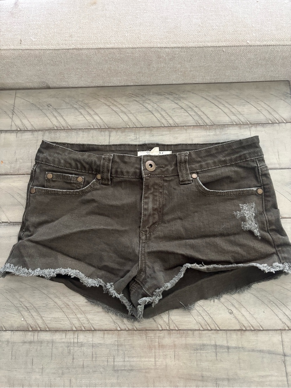Y2K 2.1 grey/dark wash Denim low rise Mini shorts size 30